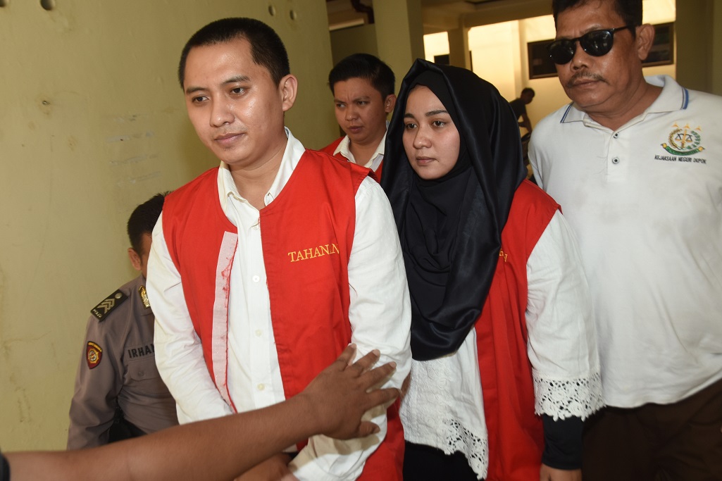 Jaksa Penuntut Umum (JPU) sebelumnya telah menuntut ketiga terdakwa Andika Surachman dan Anniesa Hasibuan dengan hukuman 20 tahun penjara dan denda Rp10 miliar, sementara Siti Nuraida Hasibuan dituntut 18 tahun penjara dan denda Rp5 miliar