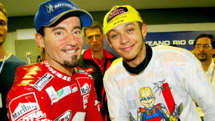 Biaggi Sarankan Valentino Rossi Pindah ke Superbike