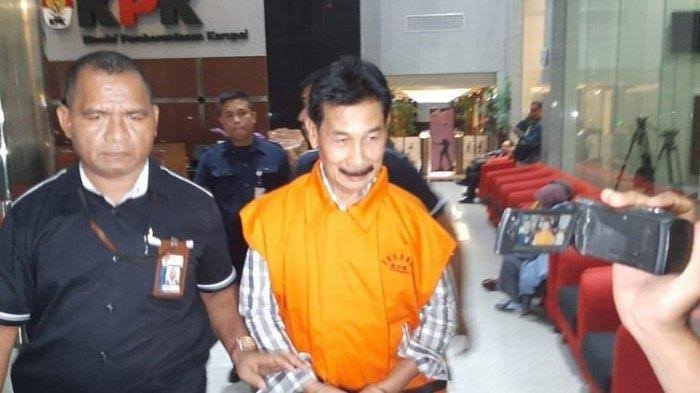 KPK Resmi Tahan Eks Bupati Solok Selatan, Muzni Zakaria