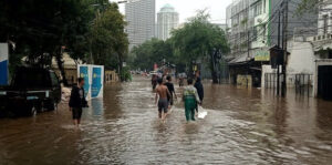 Semanan, Satu Titik Banjir Tersisa Di Jakarta Yang Belum Surut