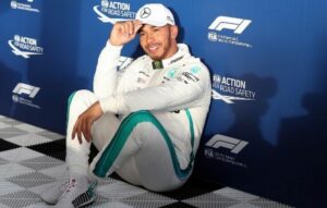 Hamilton Tak Pikirkan Legasi di Balapan F1 Usai Pensiun