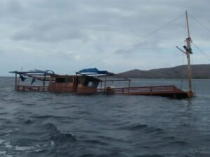 Kapal Tenggelam di Labuan Bajo, 5 Wisatawan Asal Sukoharjo Selamat