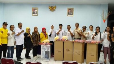 Bamsoet Bantu 4 Perahu Karet Untuk Warga Kramat Jati