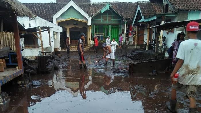Banjir Bandang Bondowoso, 200 Rumah di Ijen Terendam Lumpur