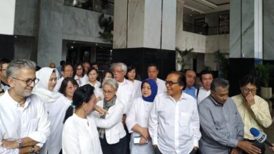 Tuntut Pembayaran, Puluhan Korban Jiwasraya Geruduk Kantor Sri Mulyani
