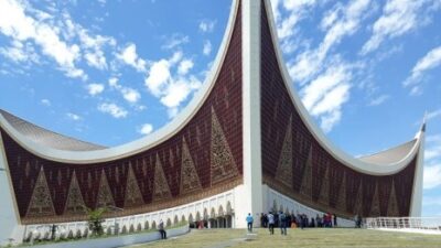 Infak Masjid Raya Sumbar Rp.862 Juta Dikorupsi Oknum ASN Untuk Foya-Foya
