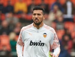 Bek Valencia Asal Argentina, Ezequiel Garay Positif Corona