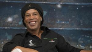 5 Kekacauan Hidup Ronaldinho Pasca Pensiun Dari Sepakbola