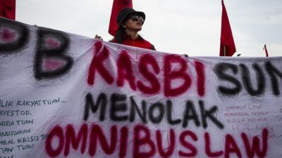 Tolak Omnibus Law Ciptaker, Puluhan Ribu Buruh Demo Virtual Ke Baleg DPR