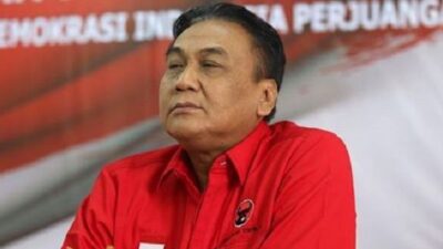Politisi Senior PDIP Bakal Usir Stafsus Jokowi Kalau Ikut Rapat di DPR