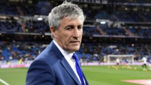 Quique Setien Senang Jika Barcelona Datangkan Neymar dan Lautaro Martinez