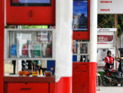 Indonesia Satu-Satunya Negara Asia Tenggara Belum Turunkan Harga BBM