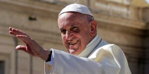 Cegah COVID-19, Paus Fransiskus Serukan Semua Umat Beragama Puasa Ramadhan