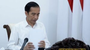 Jokowi Teken PP Tapera, Gaji Pekerja Siap-siap Dipotong Iuran Lagi