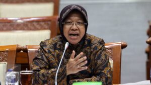 Reshuffle Kabinet, Risma Dinilai Layak Jadi Menteri Jokowi