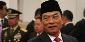 Moeldoko Juga Harus Ikut Tanggung Jawab Leletnya Kinerja Menteri