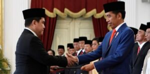 Banyak Kadrun Pro Khilafah Jadi Komisaris BUMN, Ebenezer: Relawan Jokowi Malah Jadi Gelandangan