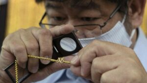 Skandal Terbesar Dalam Sejarah, Perusahaan China Palsukan 83 Ton Emas Batangan