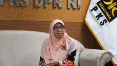 Kartu Prakerja Dihentikan, PKS: Dari Awal Ini Pemborosan Anggaran