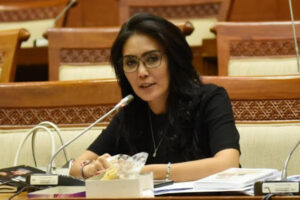 PDIP Copot Rieke Diah Pitaloka Dari Pimpinan Baleg DPR, Terkait RUU HIP?