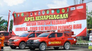 Kabaharkam Polri Pimpin Apel Kesiapsiagaan Satgas Relawan Karhutla dan Covid-19 Riau