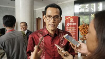 Refly Harun Curiga Ada Motif Bisnis Dibalik Gugatan UU Penyiaran Oleh RCTI