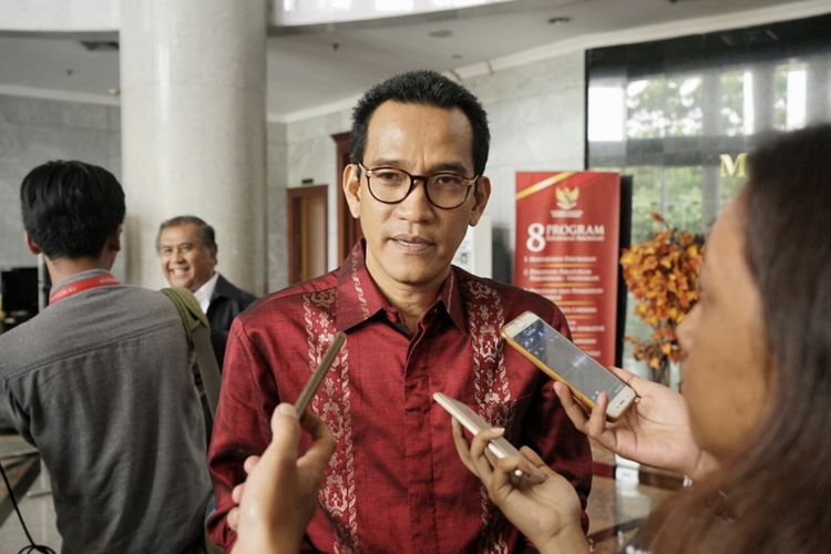 Refly Harun Curiga Ada Motif Bisnis Dibalik Gugatan UU Penyiaran Oleh RCTI