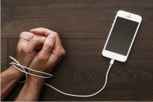 Hidup 48 Jam Tanpa Telepon dan Internet Dibayar Rp.14 Juta, Mau?