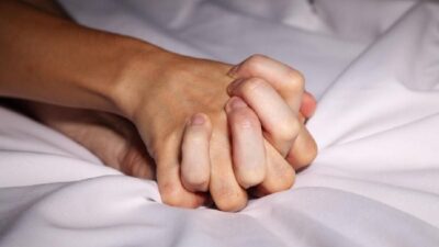 Suami di Tulungagung Ceraikan Istri Yang Minta 9 Kali Bercinta Sehari