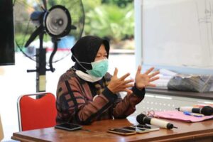 Bantah Klaim Risma Surabaya Masuk Zona Hijau, Epidemiolog: Masih Merah!