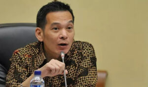 PKB Desak Denny Siregar Minta Maaf Terbuka Pada Kiyai, Santri dan Umat Islam