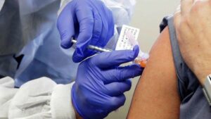 Malaysia Bakal Gratiskan Vaksin COVID-19 Untuk Semua Warganya