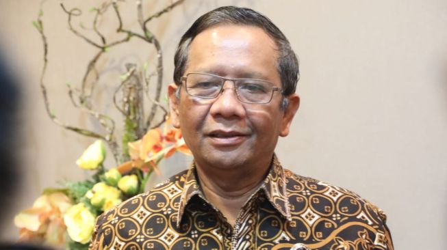 Anak dan Mantu Jokowi Ikut Pilkada, Mahfud MD: Hukum Tak Bisa Halangi Nepotisme