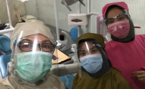 Menyilau Praktek Dokter Gigi di Sumatera Barat: Antara Takut, Kasihan dan Kebutuhan