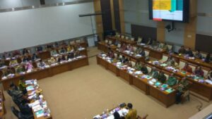 Pembahasan RUU Cipta Kerja Pindah Ke Tangerang, Politisi PPP: DPR Mati Lampu