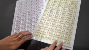 DPR Bakal Sahkan RUU Bea Meterai, Dokumen Di Atas Rp.5 Juta Harus Bayar Rp.10 Ribu