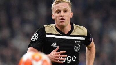 Kehadiran Van De Beek Bikin Lini Tengah Manchester United Makin Ganas