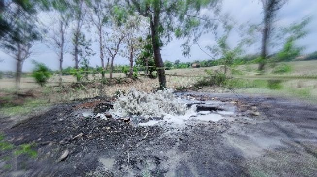 Muncul Semburan Lumpur dan Gas di Indramayu, BPBD Larang Warga Mendekat