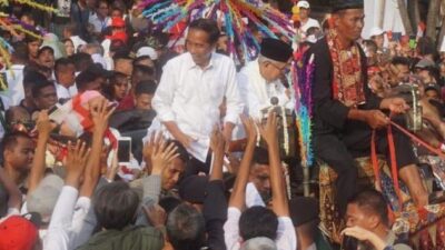 Masyarakat Tak Puas Kinerja Jokowi, Partai Koalisi Malah Berebut Tiket Pilpres 2024