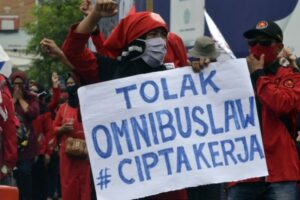Jika Jokowi Teken UU Cipta Kerja, Buruh Ancam Demo Besar-Besaran 1 November