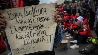 Formappi: Revisi UU Cipta Kerja Bukti UU Tersebut Abal-Abal