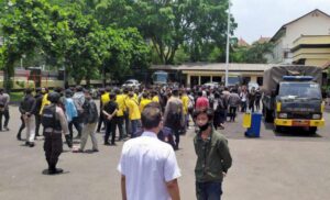 Tolak UU Cipta Kerja, 3.862 Orang se-Indonesia Ditangkap Polisi