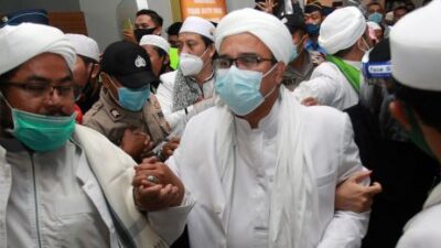 Kepulangan Habib Rizieq ke Indonesia Jadi Ujian Besar Pemerintahan Jokowi