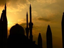 Makin Mencekam! Masjid Agung Prancis Diteror Kiriman Dua Kepala Babi