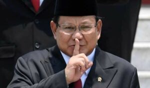 Prabowo Kena OTT, Prabowo Gebrak Meja dan Pecat Prabowo?