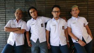 Charly Van Houten Gabung New Repvblik, Setia Band Terancam Bubar?