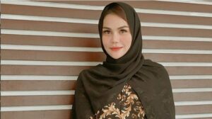 Alhamdulillah, Baru Mualaf DJ Katty Butterfly Sudah Hafal Rukun Islam dan Rukun Iman
