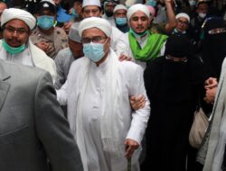 Kalau Sudah Benci Habib Rizieq, Pulang Pun Dibilang Kabur, FPI: Dasar Sakit Jiwa!