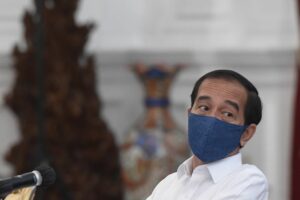 Kalau Diminta, Jokowi Siap Jadi Yang Pertama Disuntik Vaksin COVID-19