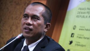 Politisi PKS Gagal Paham Terkait Ancaman Pangdam Jaya Bubarkan FPI